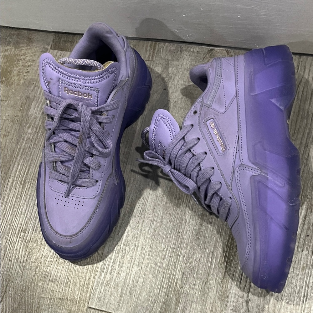 Reebok shoes‎ Cardi B Lavender gym Shoes size 4 sneakers - Picture 3 of 9